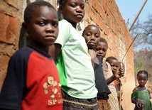 Rep. Środkowoafrykańska: ludzie znów chronią się w kościołach przed rebeliantami