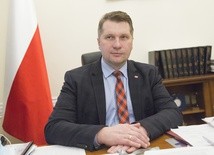 Minister edukacji i nauki zwrócił się do kuratora o natychmiastową kontrolę w MOW w Renicach
