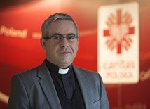 Dyrektor Caritas Polska: realizujemy kilkadziesiąt programów pomocowych