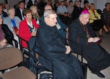 Wykład inauguracyjny na początek III roku wykładów w Płońskiej Akademii Wiary, w obecności bp. Romana Marcinkowskiego, wygłosił ks. prof. Maciej Bała