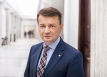 Błaszczak: rząd unieważnił dokument dot. polityki migracyjnej Polski