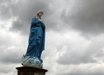 Na prośbę wiernych włoscy biskupi zawierzą kraj Maryi
