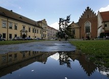 Kuria Metropolitalna komentuje zmiany w Biurze Prasowym Archidiecezji Krakowskiej