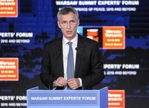 Stoltenberg: Nie widzimy oznak deeskalacji ze strony Rosji