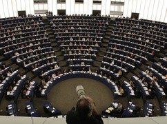 Europosłowie klauzuli ochronnej do umowy UE z Mercosurem