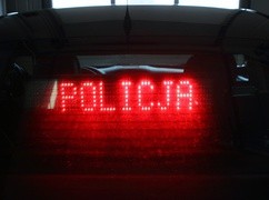 Mężczyźni podróżujący z detektorem urządzeń szpiegowskich trafili do aresztu