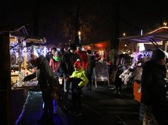 Jarmarki bożonarodzeniowe w Polsce - kilkaset lat tradycji i nowe wyzwania