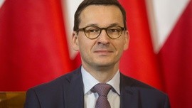 Premier Morawiecki: biało-czerwone barwy to duma wszystkich Polaków
