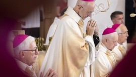 Abp Galbas: "Przyjmuję decyzję Ojca Świętego w posłuszeństwie"