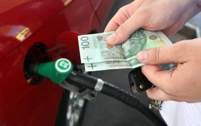 UOKiK: Brak podstaw by stwierdzić, że drogie paliwa to wynik niedozwolonych praktyk przedsiębiorstw