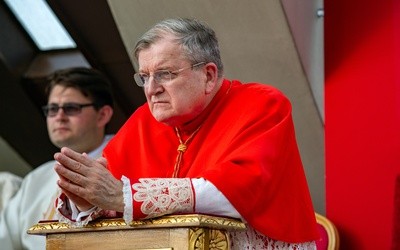Pogarsza się stan kardynała Raymonda Burke'a