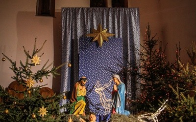 Strzegowo. Bożonarodzeniowa szopka w kościele parafialnym