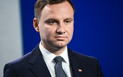 PAD: premier prowadzi kampanię, ja polskie sprawy