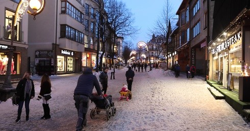 Na zakopiańskich Krupówkach