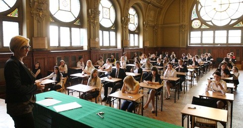 Piontkowski: Zagrożenie podczas matur mniejsze niż podczas zakupów