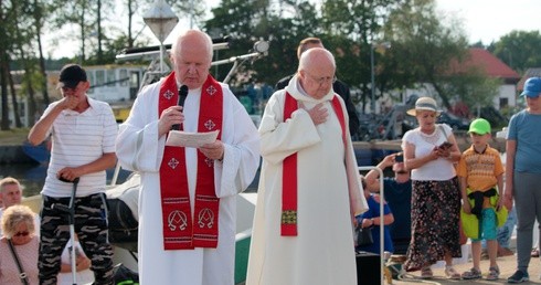 Kąty Rybackie - poświęcenie łodzi rybackich