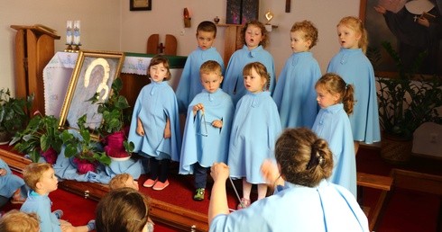 Konkurs Pieśni Maryjnych - przedszkole bł. Franciszki