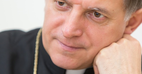 Abp Mokrzycki: wojenne chmury nie przysłoniły radości Zmartwychwstania