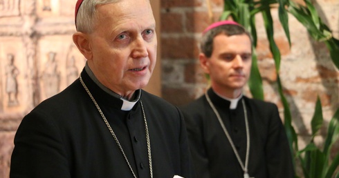 Bp Piotr Libera o decyzji Watykanu