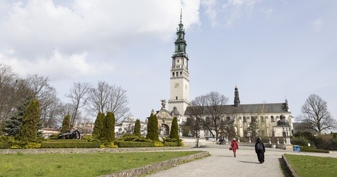 To dobry początek kapłaństwa – rozpoczęły się pielgrzymki neoprezbiterów na Jasną Górę