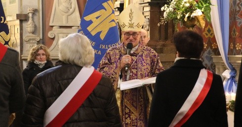 Płock. Patrzeć krytycznie, ale i dziękować