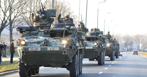 Dowódca sił NATO w Europie: posiadanie stale obecnych wojsk w Polsce jest bardzo korzystne dla USA