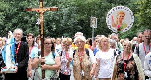 Czciciele św. Faustyny pójdą nocą i w milczeniu