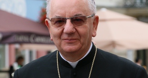Abp Stanisław Budzik