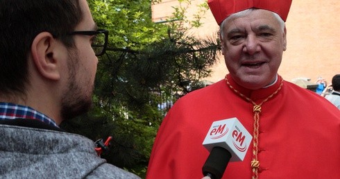 Kard. Müller: Papieżem jest Franciszek, Benedykt XVI to biskup emeryt
