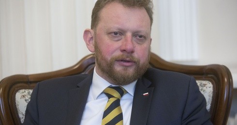 Szumowski: będziemy "luzowali" restrykcje, w czwartek - konkrety