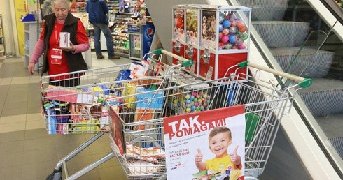 Zbiórka żywności "Tak. Pomagam!" Caritas Wrocław