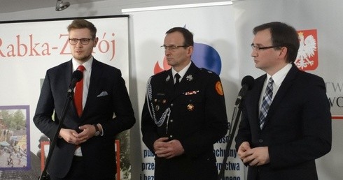 Zakażony poseł Siarka: Czuję się dobrze