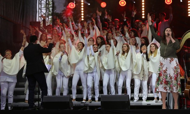 40 tysięcy osób na koncercie „Jednego Serca Jednego Ducha”
