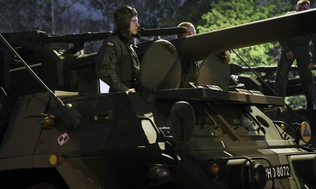 Potężny kontrakt NATO na dostawy amunicji artyleryjskiej 155 mm