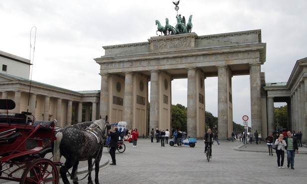 Niemcy: Ambasador Ukrainy żąda od Berlina odblokowania dostaw broni
