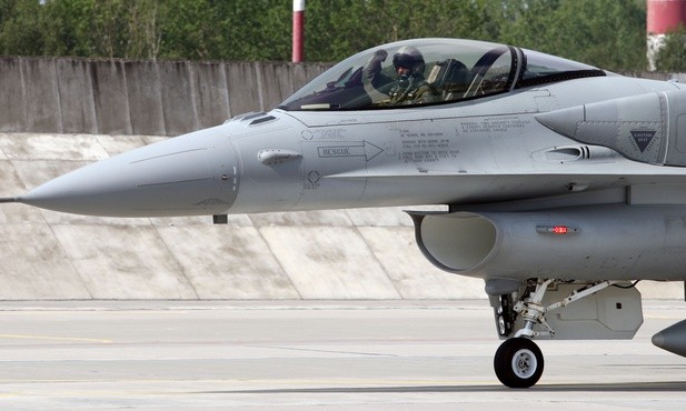 F16 RK08.JPG