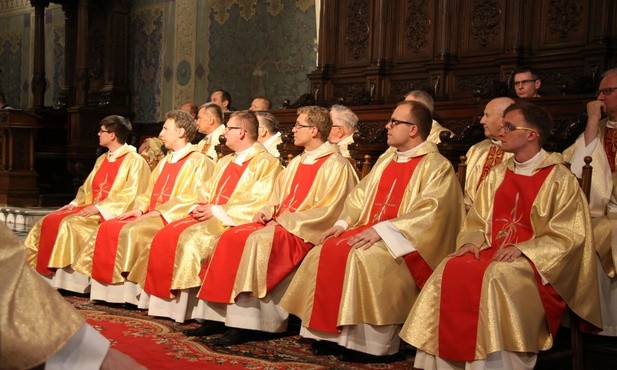 Narodziło się sześciu księży