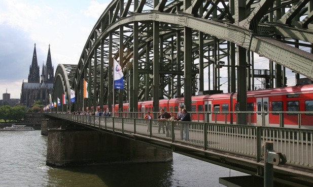 Bezpieczniejsze podróże dla kobiet w Niemczech?