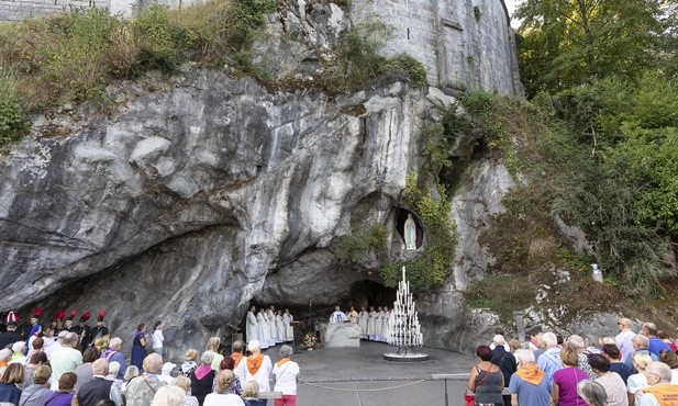 Lourdes, grota objawień