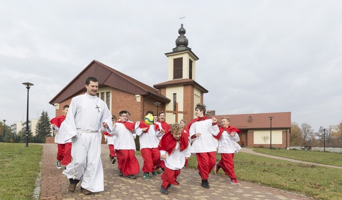 Bliskość ołtarza jest przywilejem, ale i zadaniem 