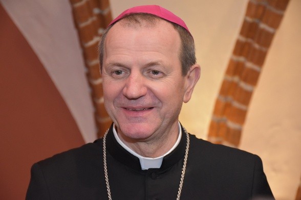 Abp Tadeusz Wojda