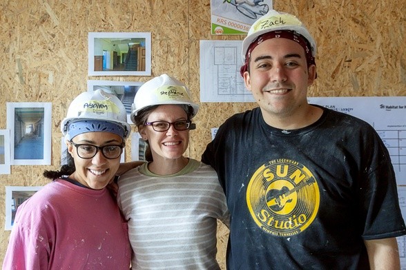 Amerykańscy studenci przyjechali do Gliwic, żeby remontować nowy Dom Nadziei