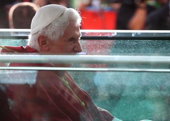 Benedykt XVI nie potwierdził oskarżeń abp. Viganò