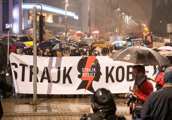 Kolejni wrocławianie przeciwko Nagrodzie Wrocławia dla Ogólnopolskiego Strajku Kobiet