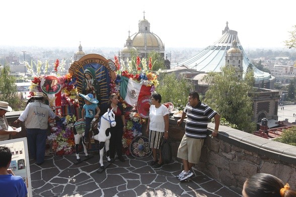 Sanktuarium Martki Bożej w Guadalupe (w Meksyku)