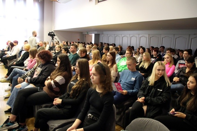 Płock. Konferencja pszczelarska