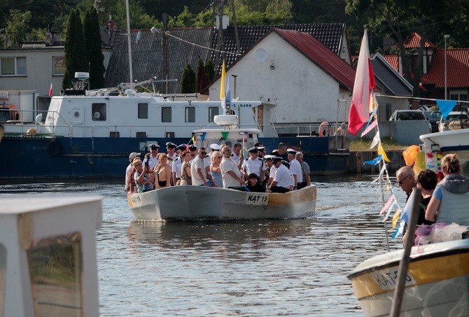 Kąty Rybackie - poświęcenie łodzi rybackich