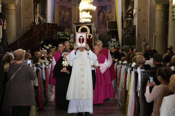 Diecezja płocka żegna Czarną Madonnę