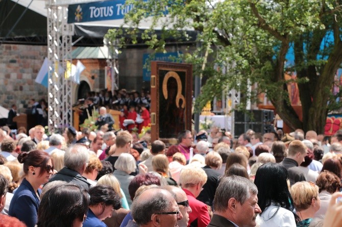 Diecezja płocka żegna Czarną Madonnę