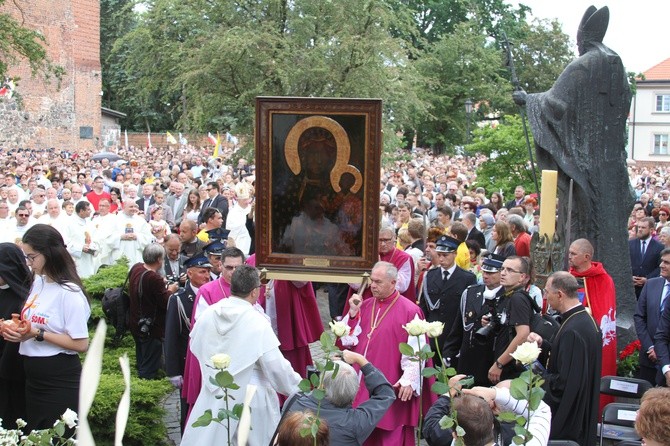 Diecezja płocka żegna Czarną Madonnę